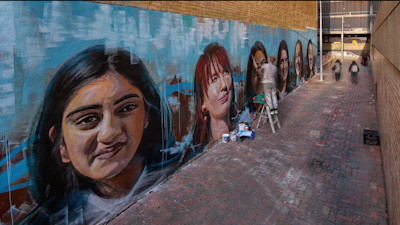 Time-lapse documentation of a public art installation
